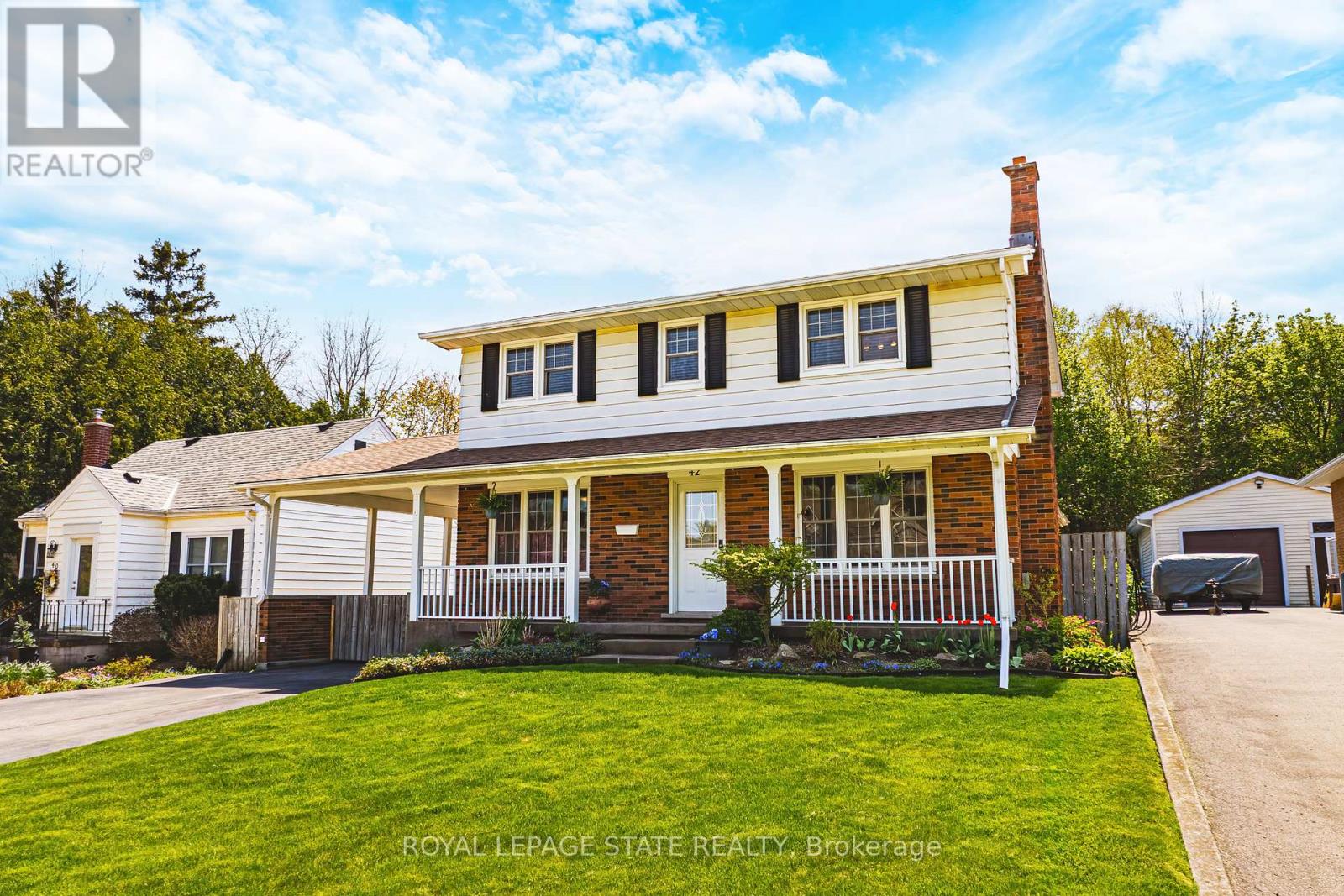 42 MERCER STREET, Hamilton, Ontario