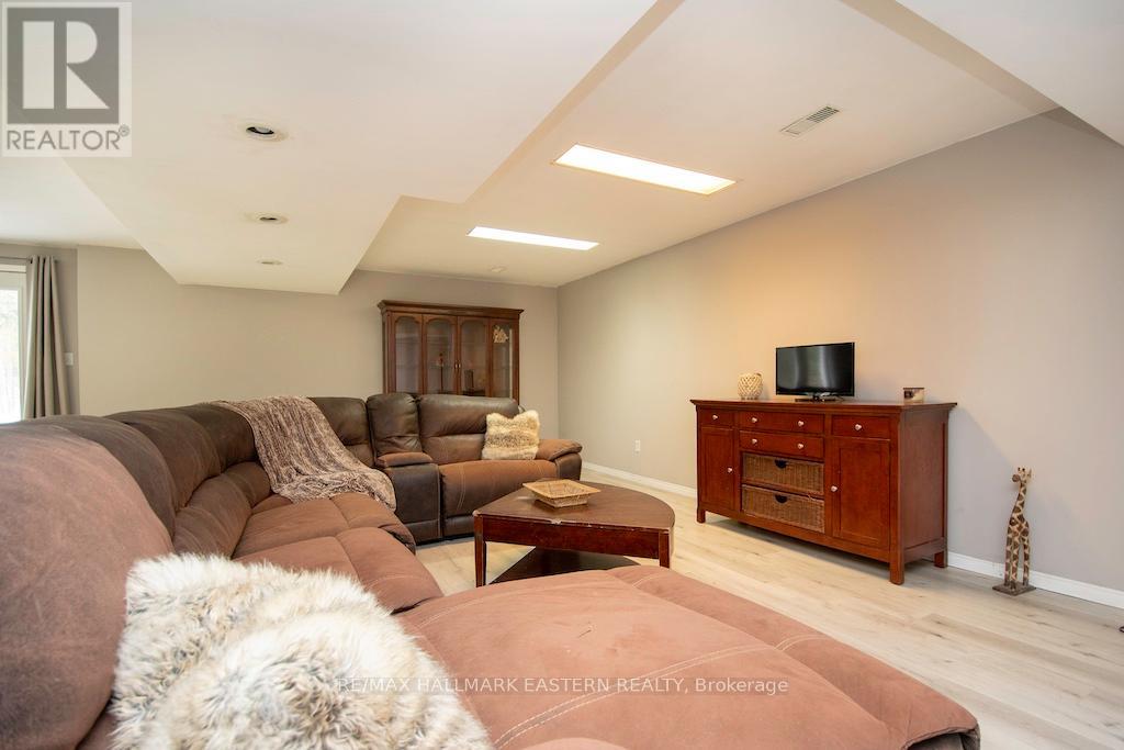 70 Sumcot Drive, Trent Lakes, Ontario  K0L 1J0 - Photo 28 - X12012915