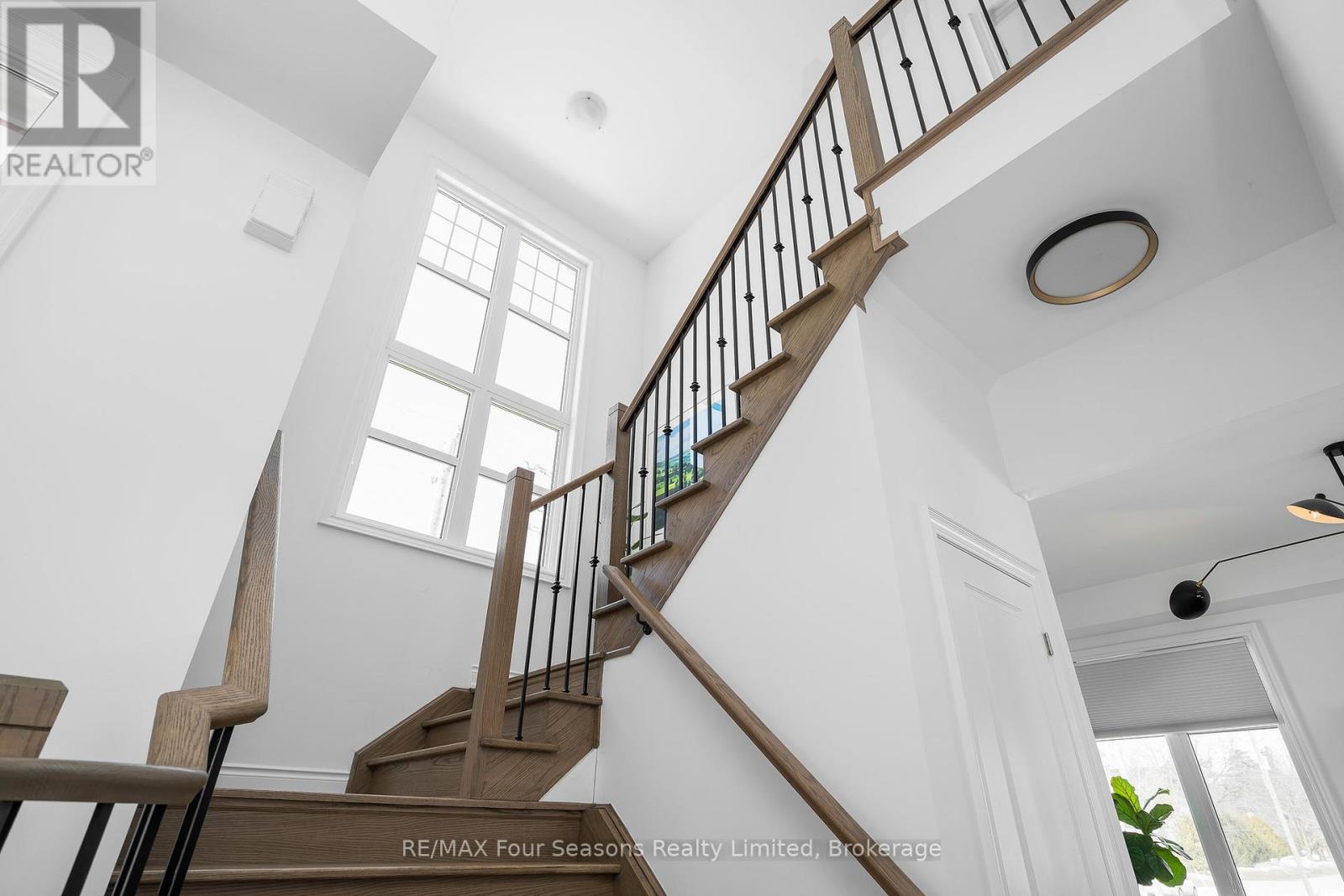 46 Francis Street E, Clearview, Ontario  L0M 1G0 - Photo 14 - S12144270