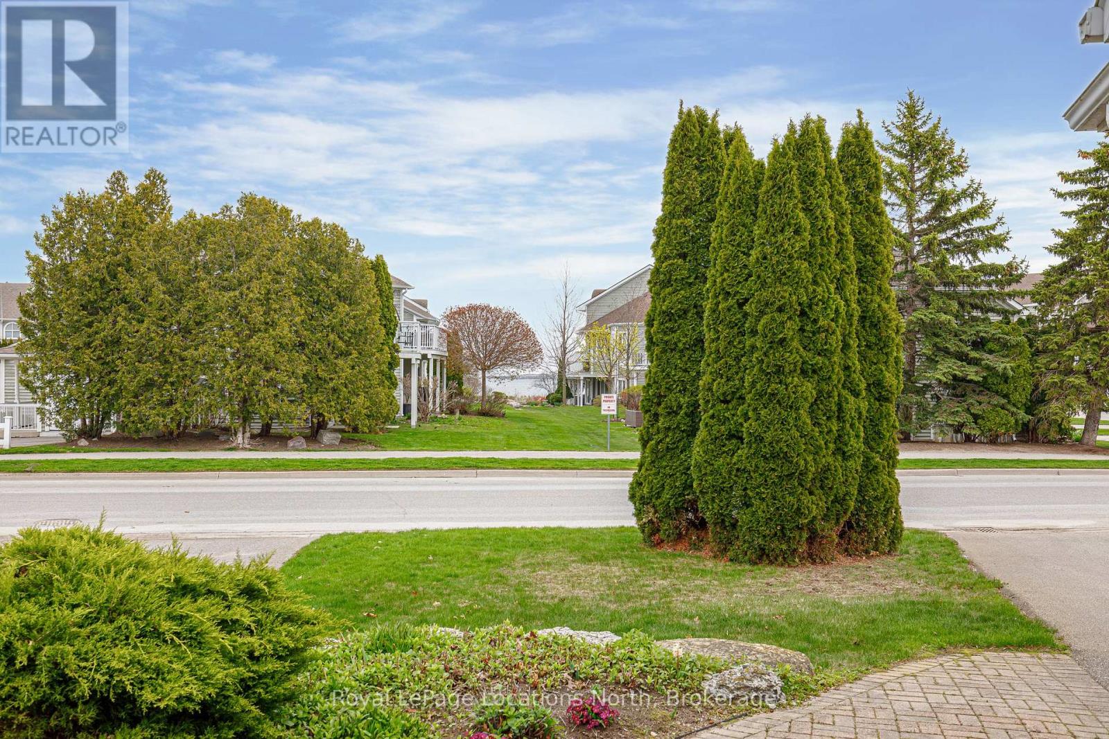 323 Balsam Street, Collingwood, Ontario  L9Y 5B9 - Photo 3 - S12144301