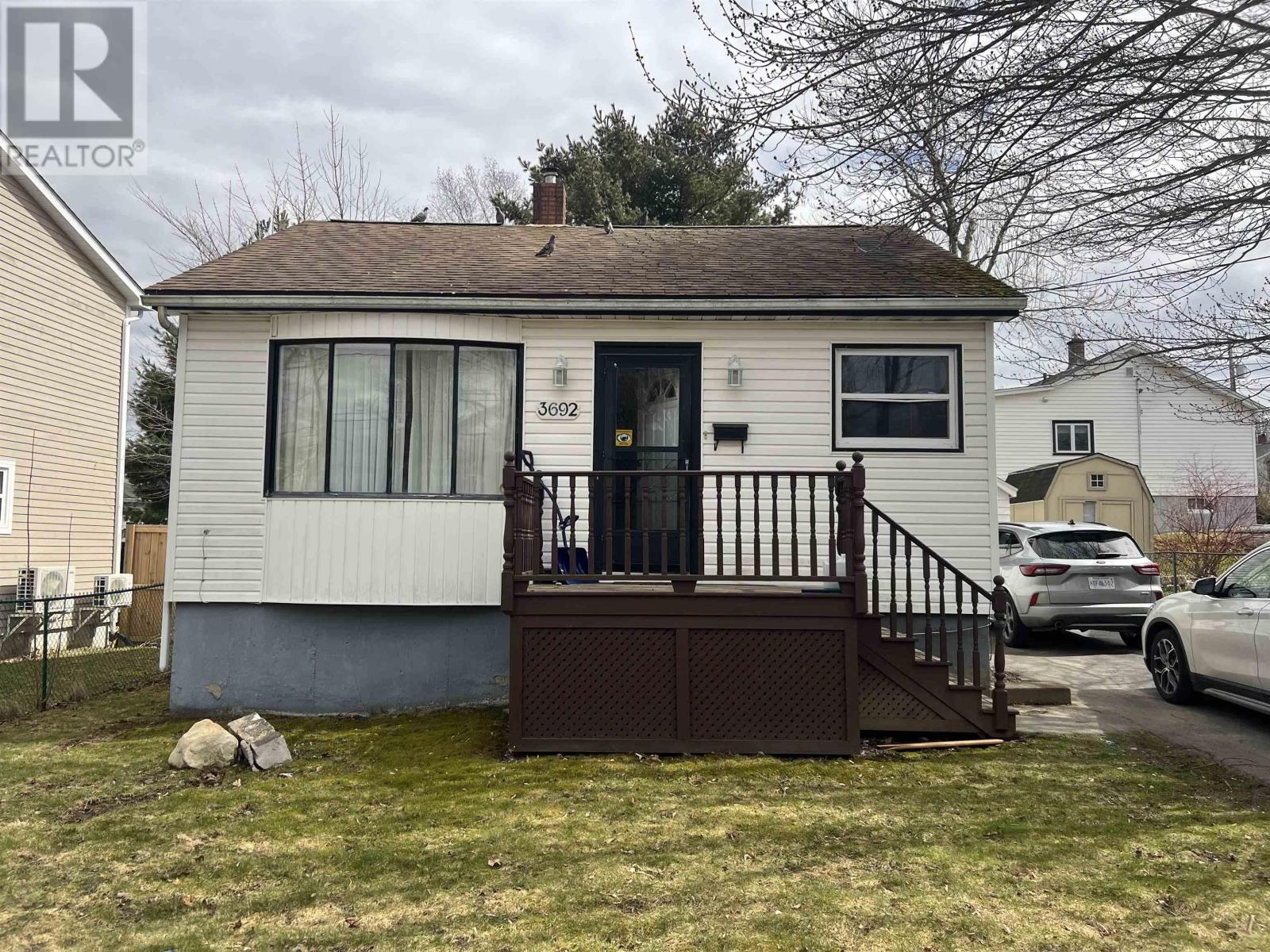 Property at 3692 Albert Street image