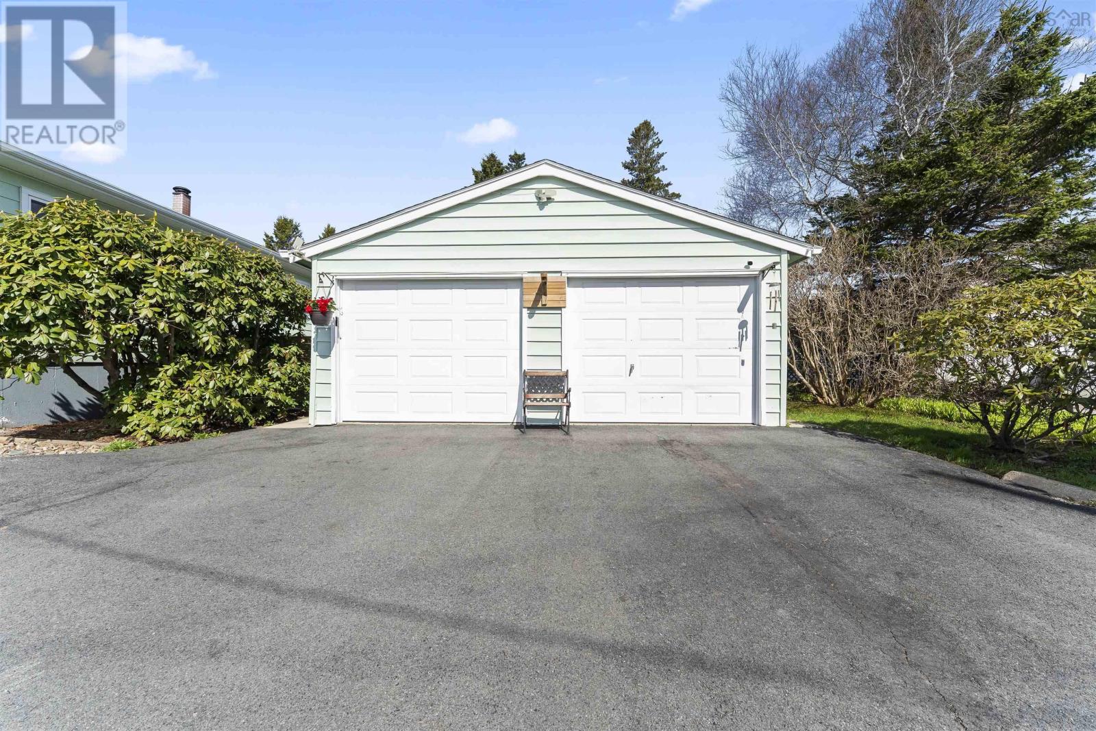 Property at 81 Oceanlea Drive image 3