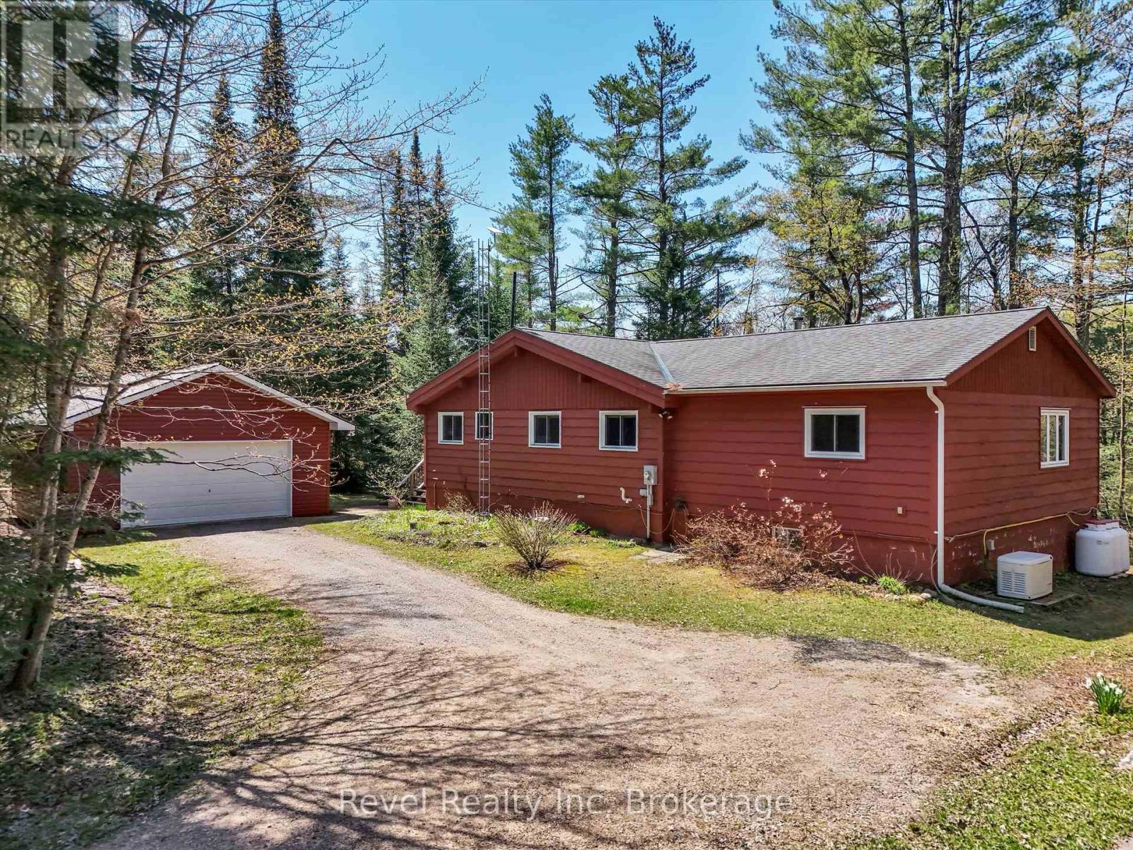 1234 MIRIAM DRIVE, Bracebridge, Ontario