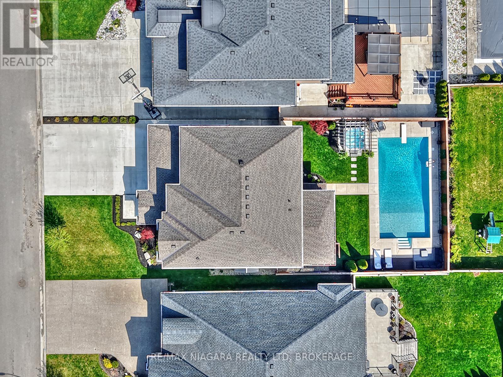 8886 BLACK FOREST CRESCENT, Niagara Falls, Ontario