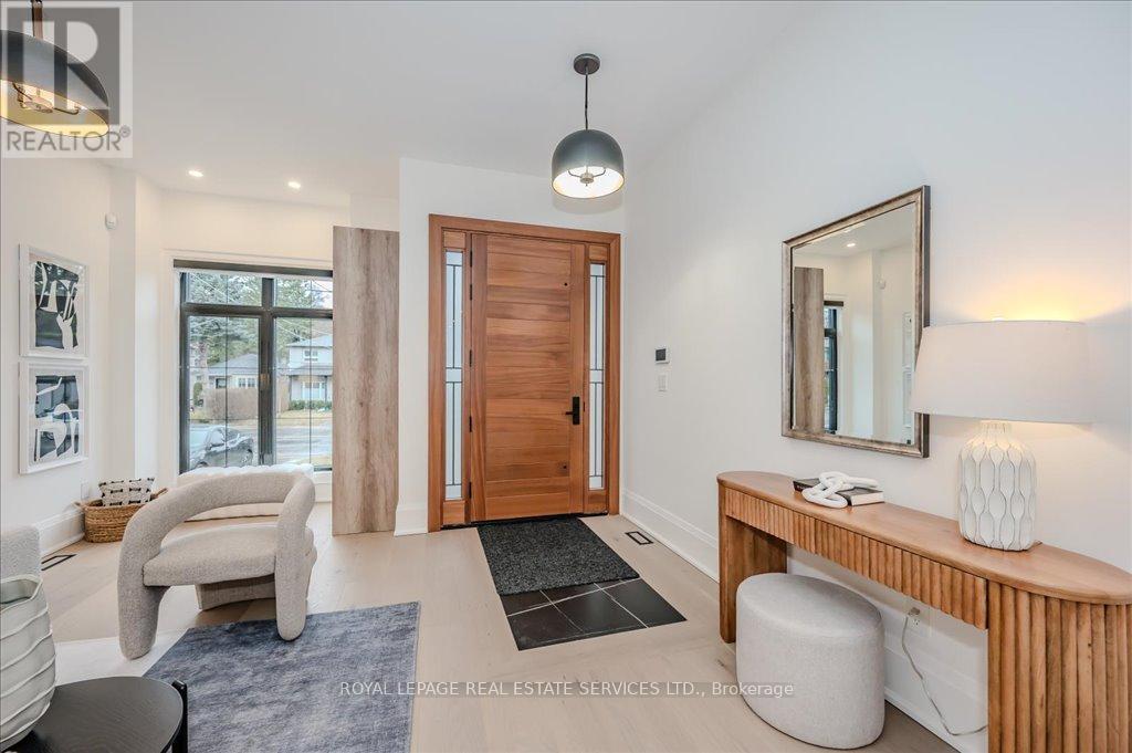 Property at 78 SOUTH KINGSWAY image 3