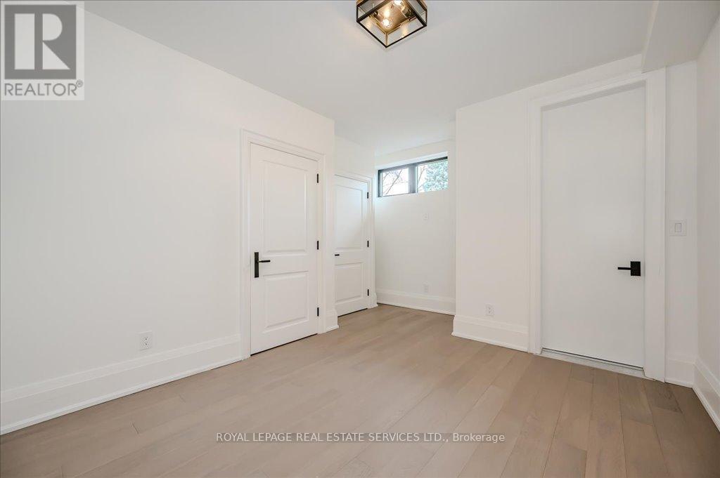 78 South Kingsway, Toronto, Ontario  M6S 3T3 - Photo 43 - W12144094