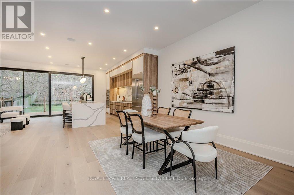 78 South Kingsway, Toronto, Ontario  M6S 3T3 - Photo 8 - W12144094