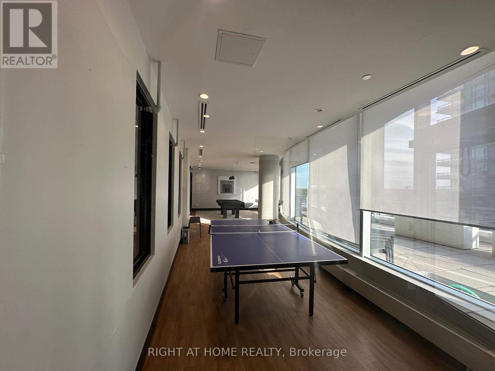 701 - 2520 Eglinton Avenue W, Mississauga (Central Erin Mills), Ontario  L5M 0Y4 - Photo 33 - W12144099
