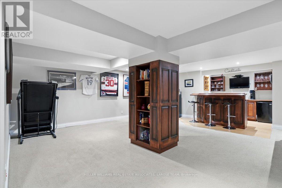 1245 Greeniaus Road, Oakville, Ontario  L6J 6Y5 - Photo 35 - W12144127