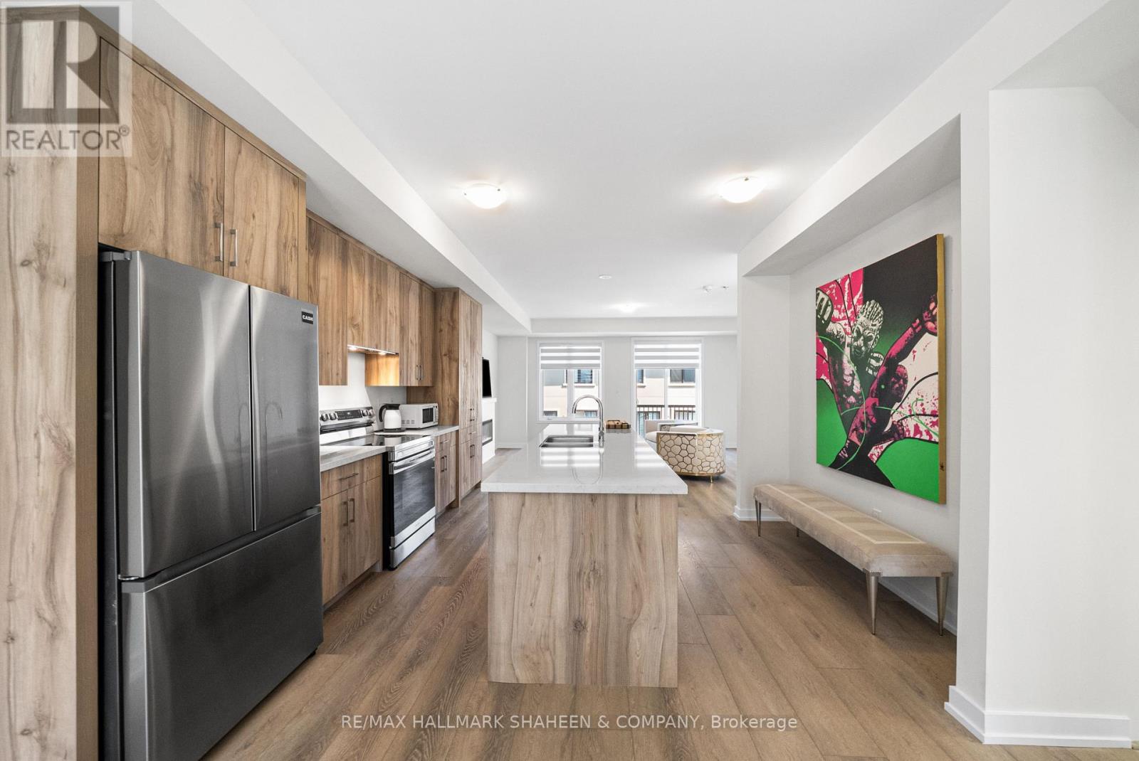 1346 Kaniv Street, Oakville, Ontario  L6M 0L8 - Photo 6 - W12144169