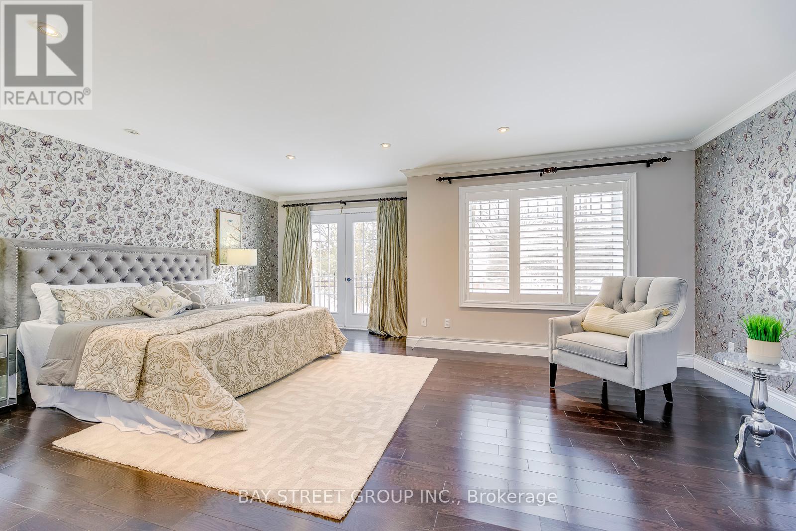 363 Lakeshore Road W, Oakville, Ontario  L6K 1G4 - Photo 23 - W12144173