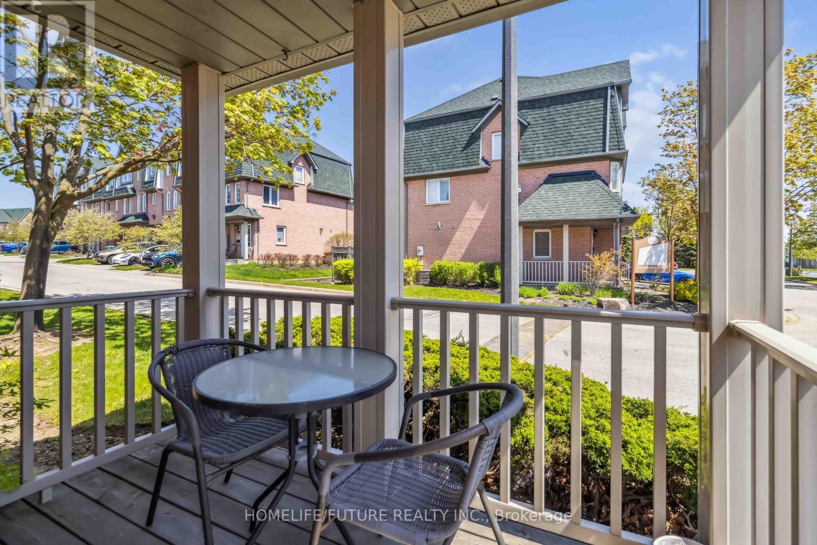 Th 126 - 2945 Thomas Street, Mississauga, Ontario  L5M 6C1 - Photo 4 - W12144214
