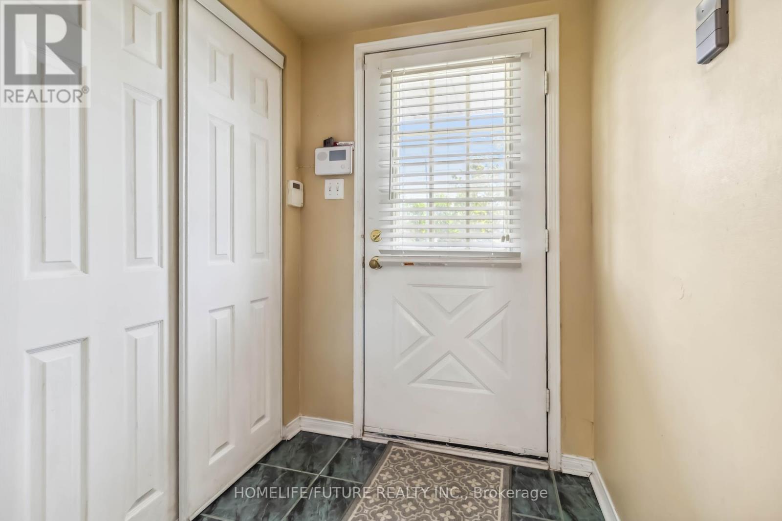 Th 126 - 2945 Thomas Street, Mississauga, Ontario  L5M 6C1 - Photo 5 - W12144214