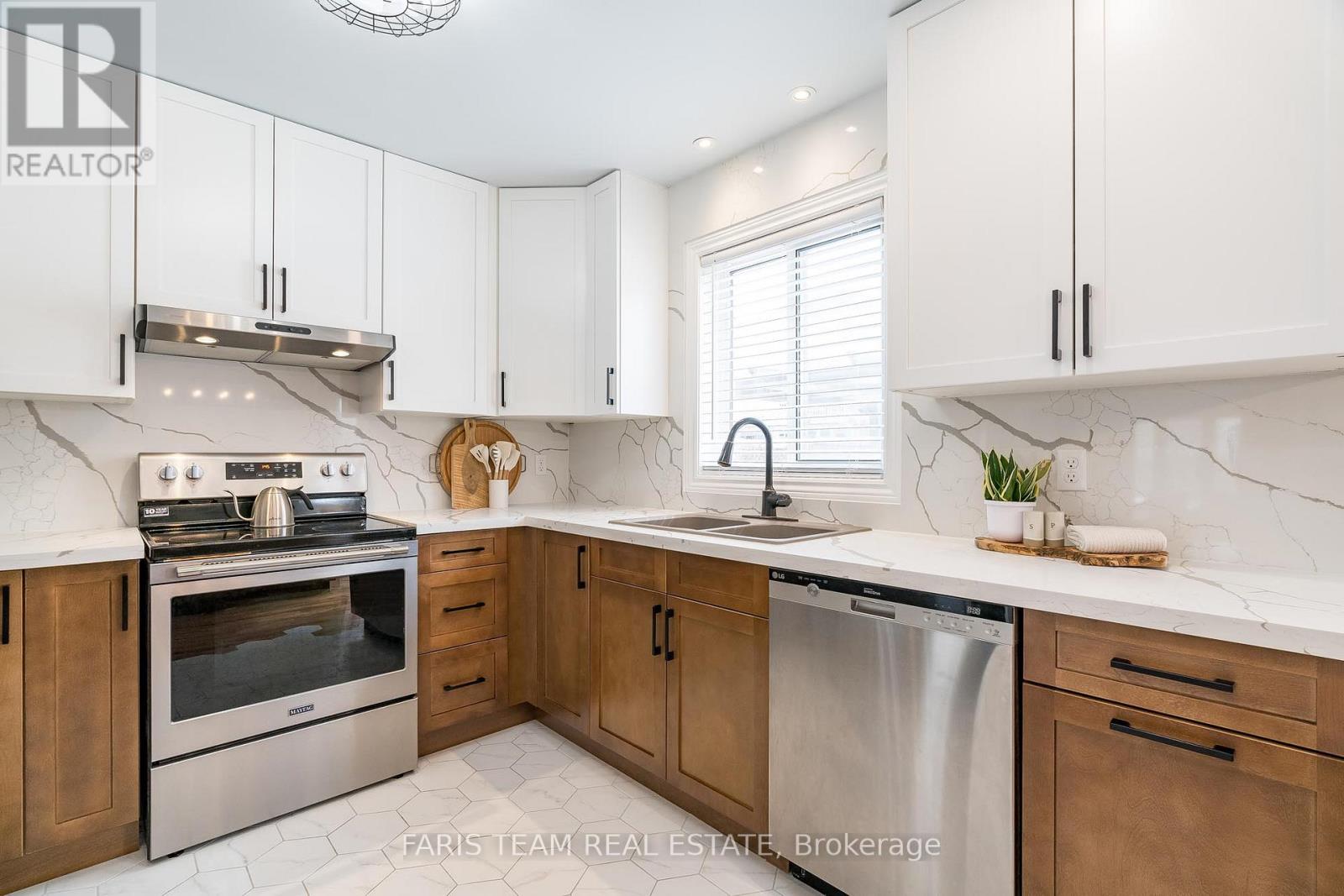 Property at 43 DUNNETT DRIVE image 5