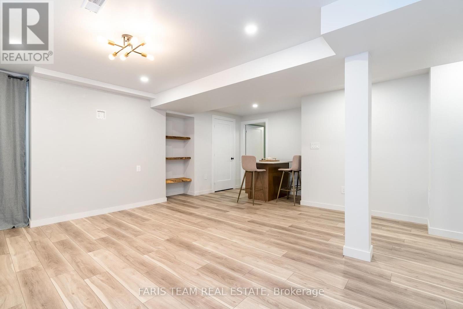 43 Dunnett Drive, Barrie, Ontario  L4N 0J7 - Photo 24 - S12053371