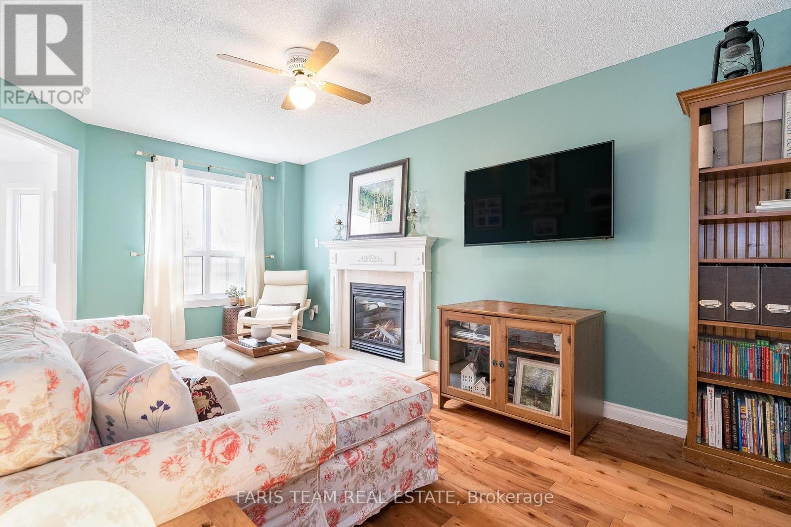 43 Dunnett Drive, Barrie, Ontario  L4N 0J7 - Photo 11 - S12053371
