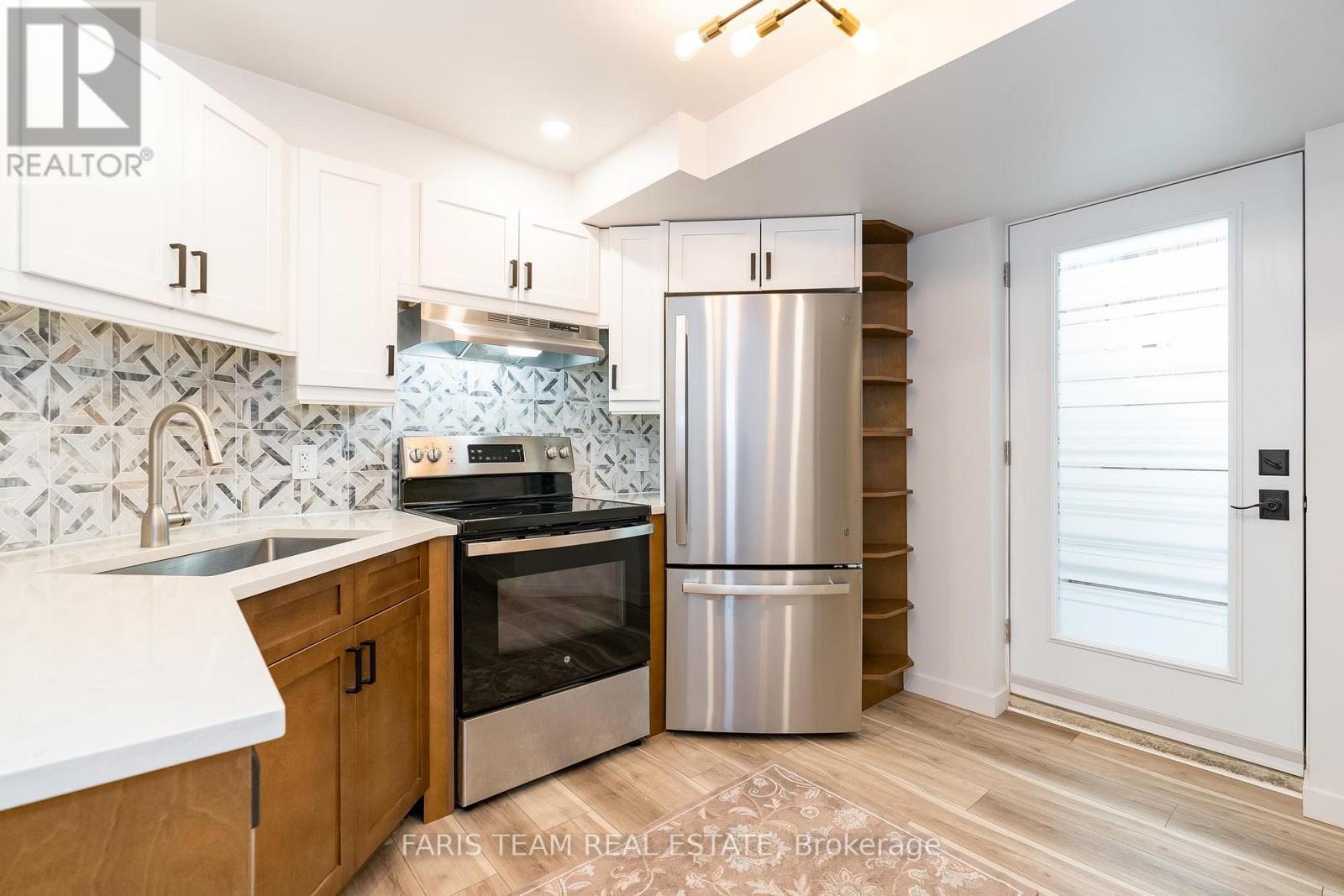 43 Dunnett Drive, Barrie, Ontario  L4N 0J7 - Photo 22 - S12053371