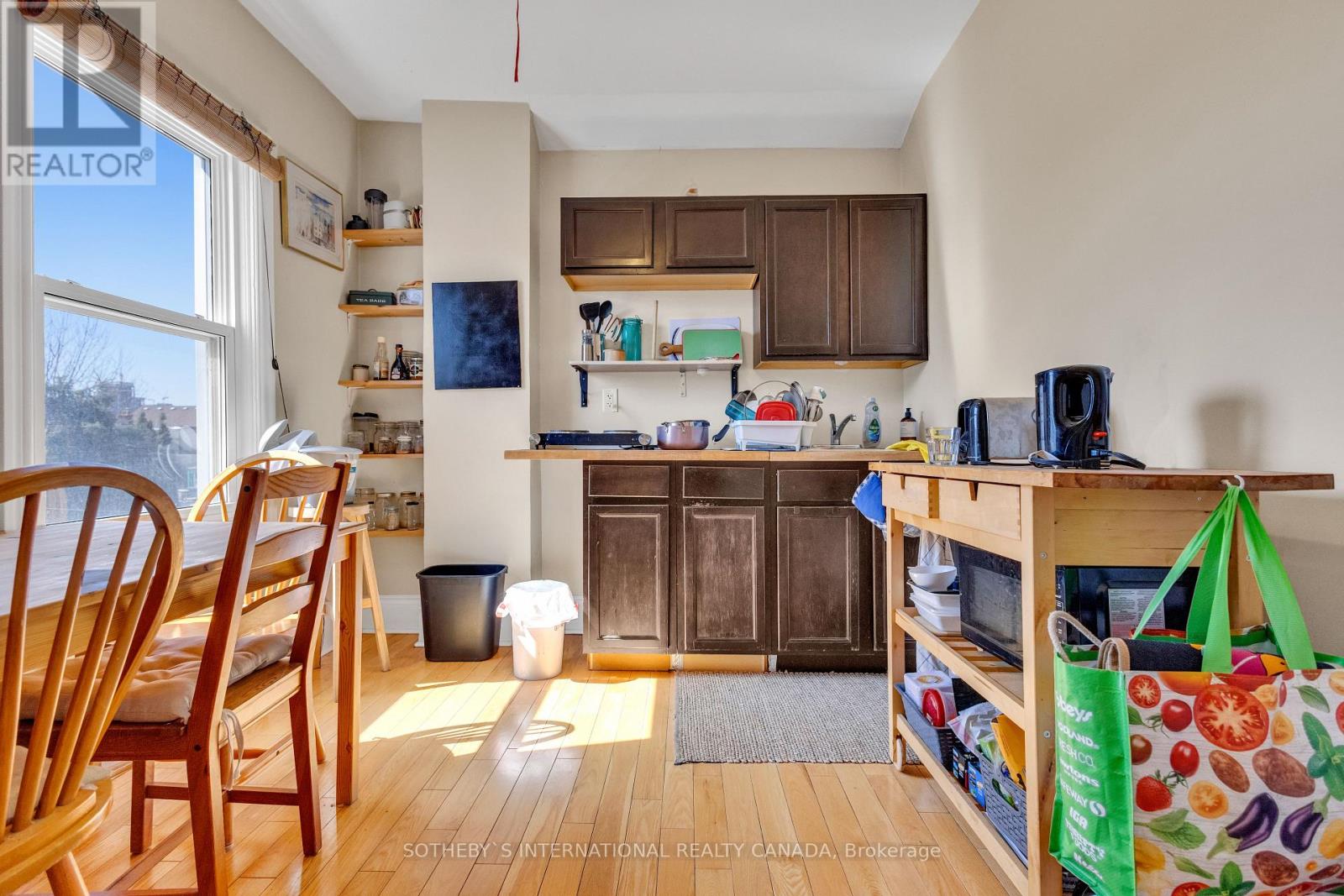 43 Burnfield Avenue, Toronto, Ontario  M6G 1Y4 - Photo 14 - W12076930