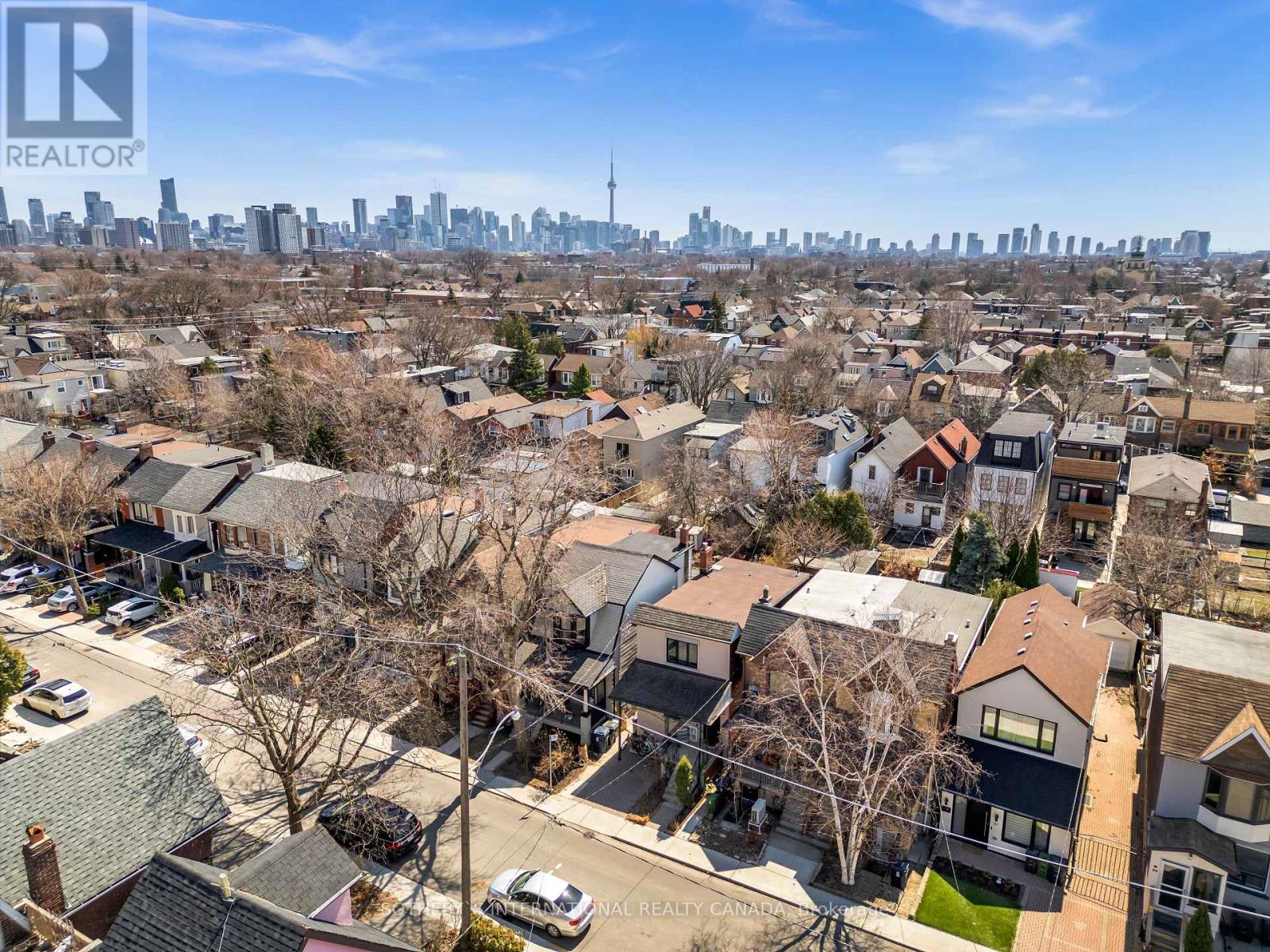 43 Burnfield Avenue, Toronto, Ontario  M6G 1Y4 - Photo 37 - W12076930