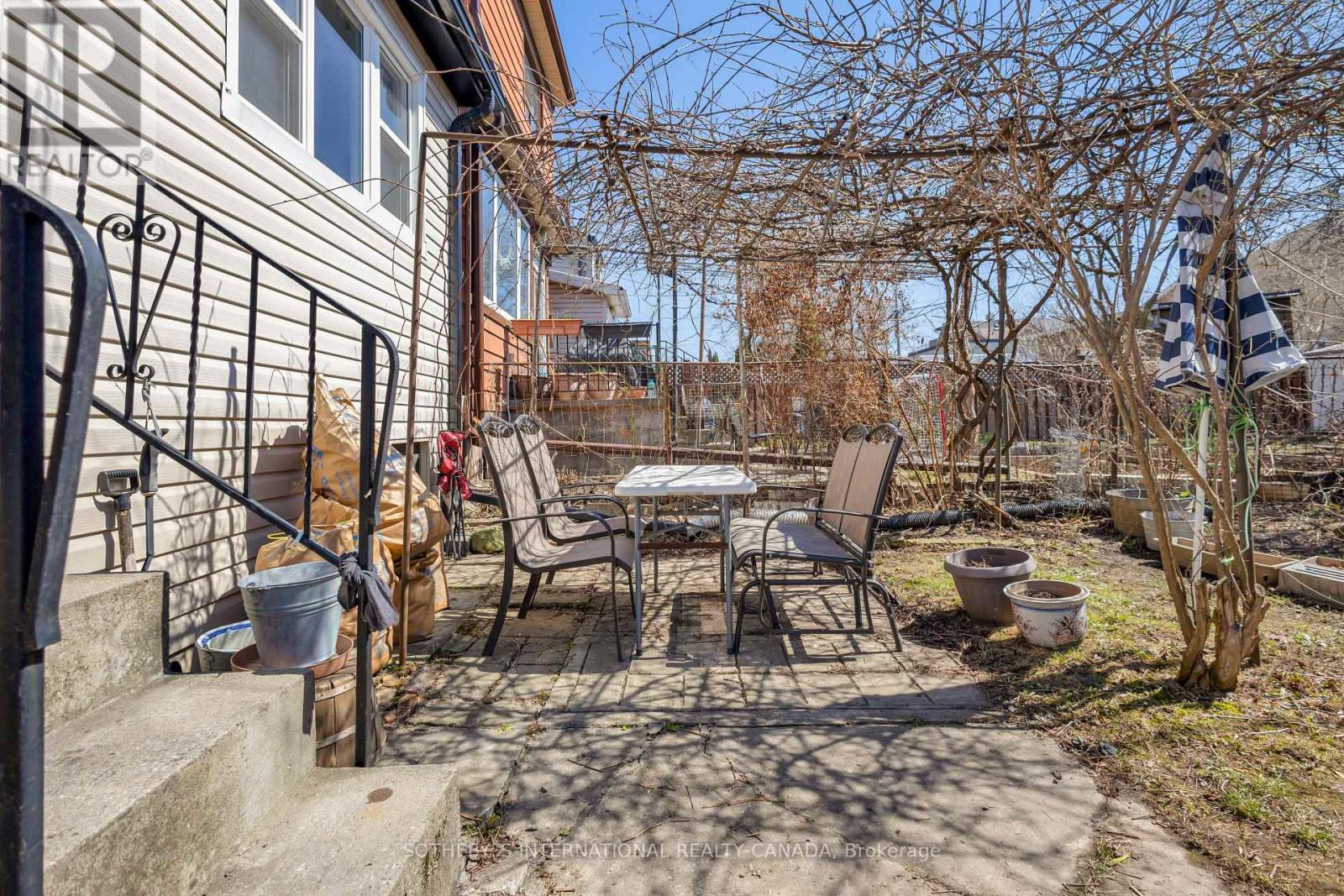43 Burnfield Avenue, Toronto, Ontario  M6G 1Y4 - Photo 32 - W12076930