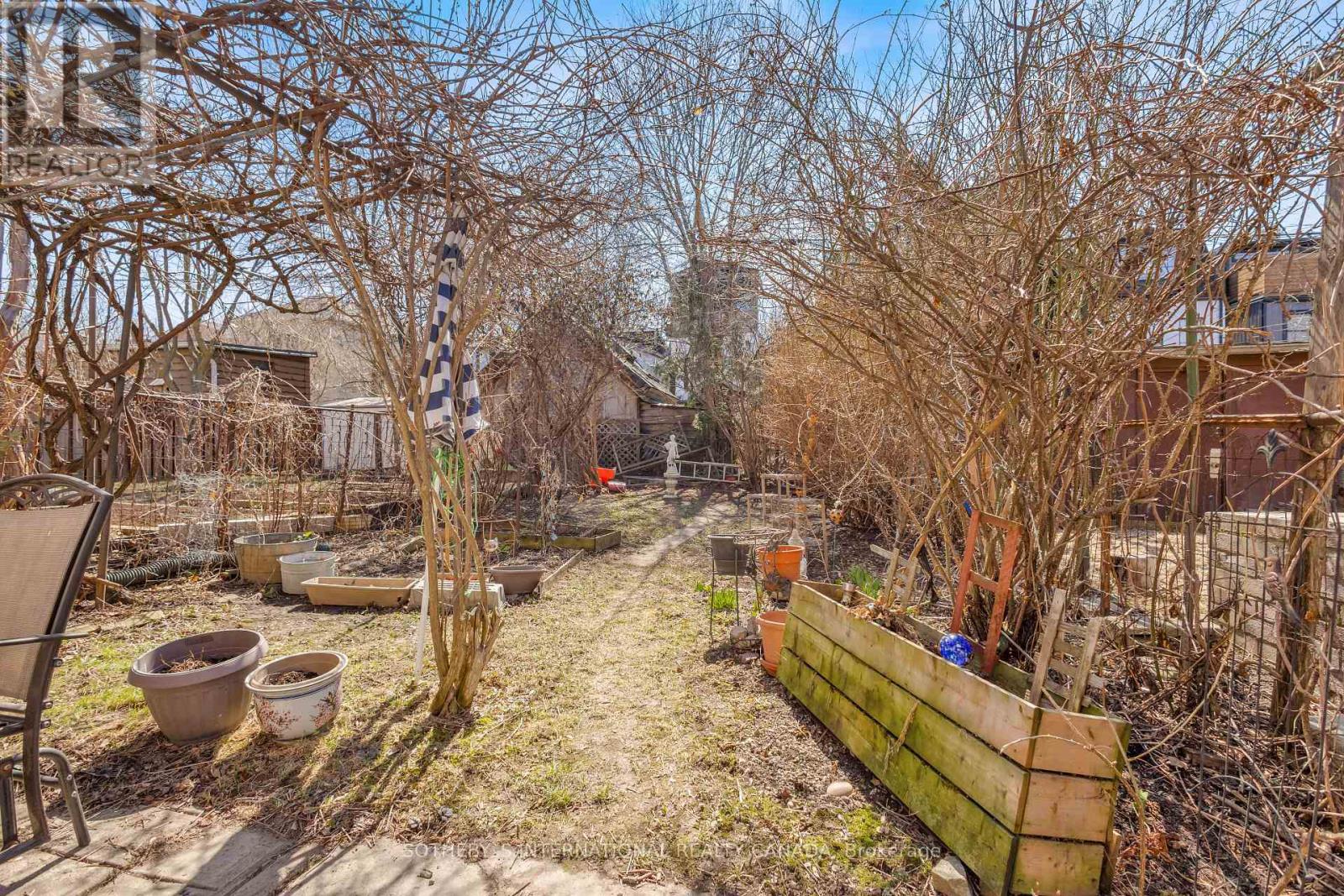 43 Burnfield Avenue, Toronto, Ontario  M6G 1Y4 - Photo 34 - W12076930