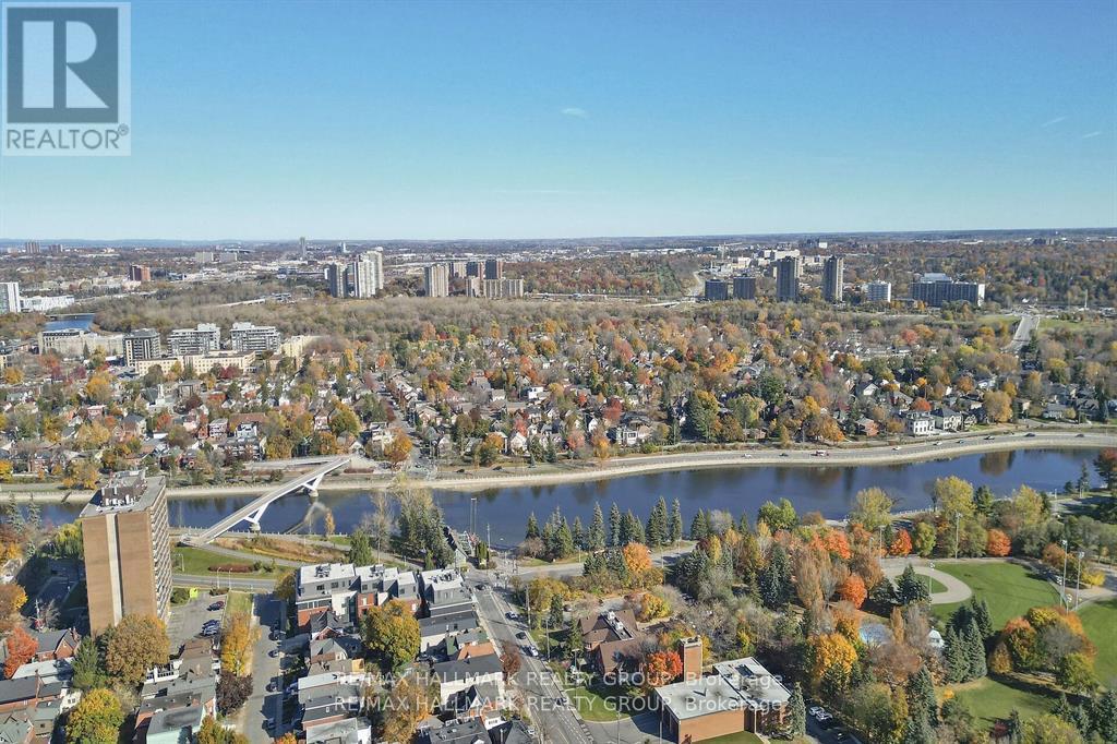 89 Fourth Avenue, Ottawa, Ontario  K1S 2L1 - Photo 2 - X12144307