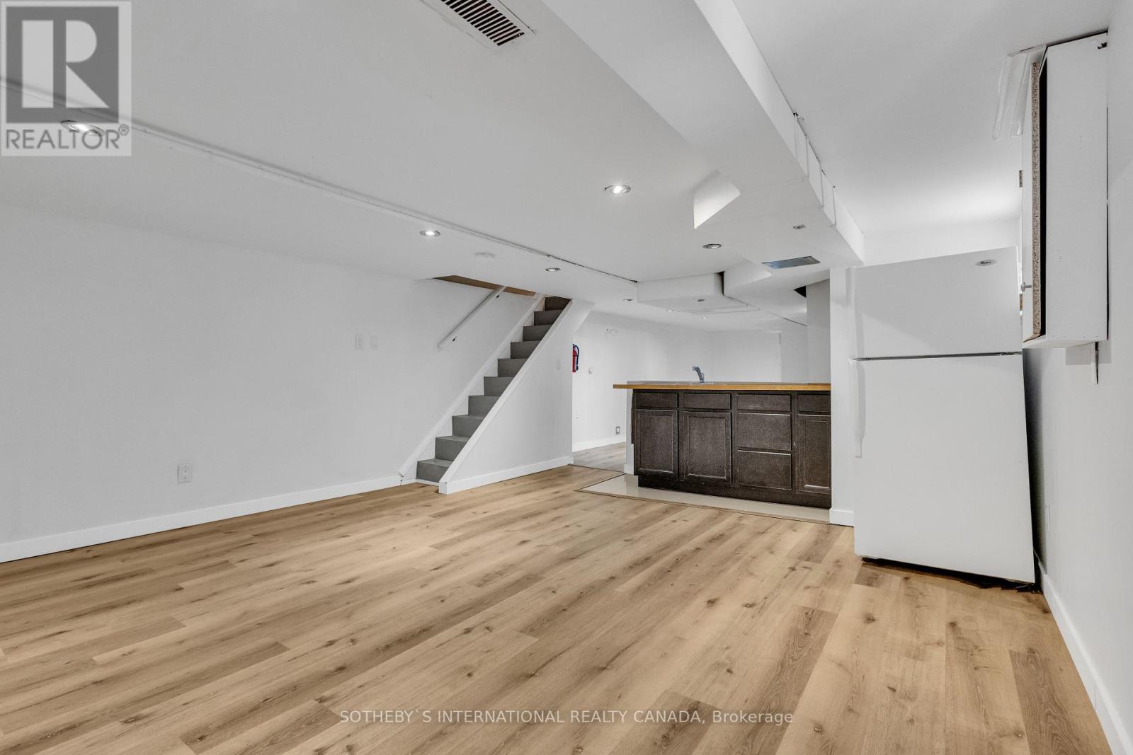 43 Burnfield Avenue, Toronto, Ontario  M6G 1Y4 - Photo 23 - W12076930