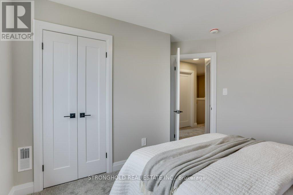 1776 Finley Crescent, London North, Ontario  N6H 5M5 - Photo 37 - X12135090
