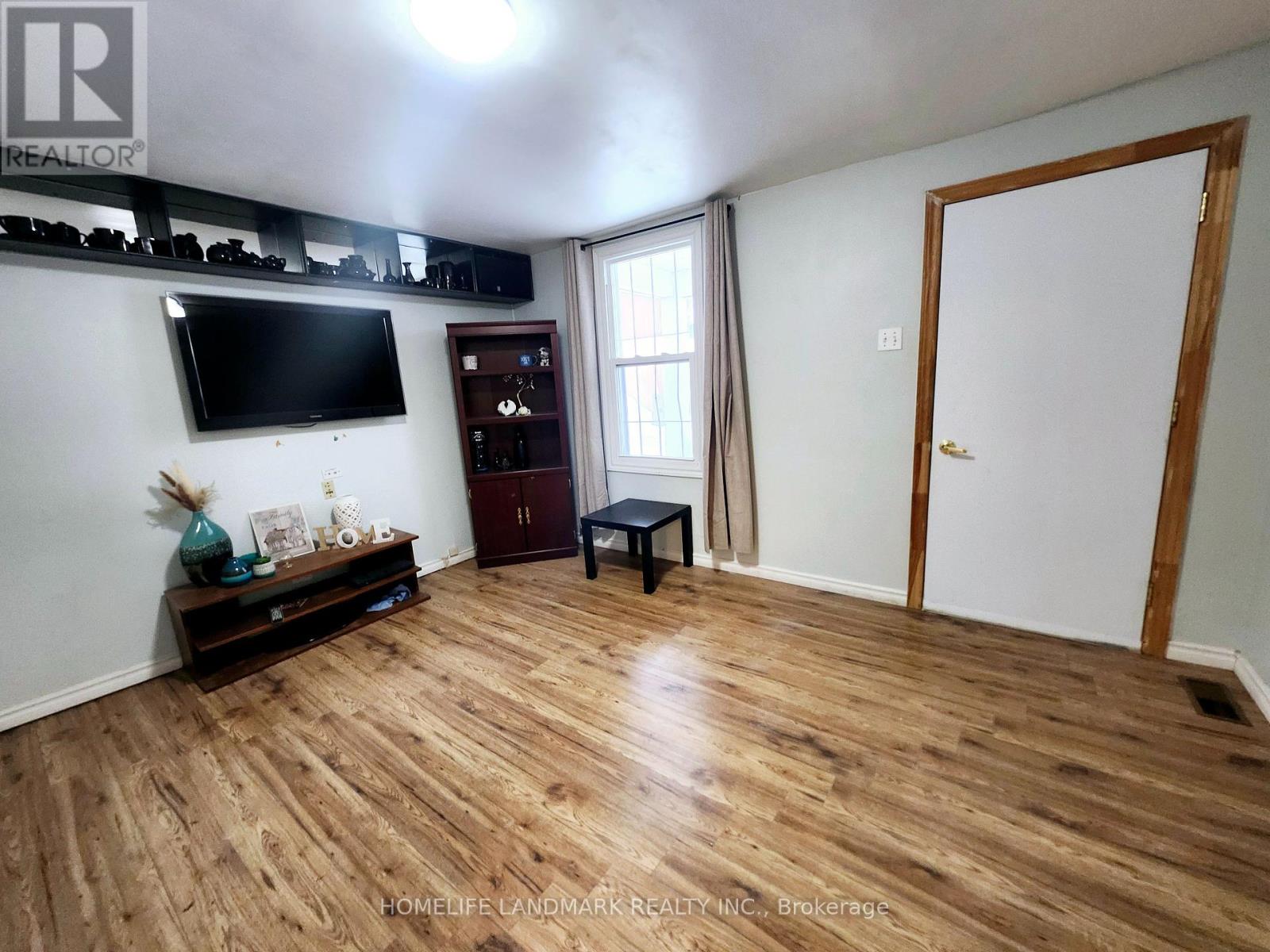 Property at 4 LUNDY'S LANE image 2