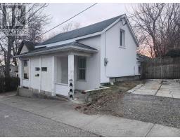4 LUNDY'S LANE, St. Catharines, Ontario