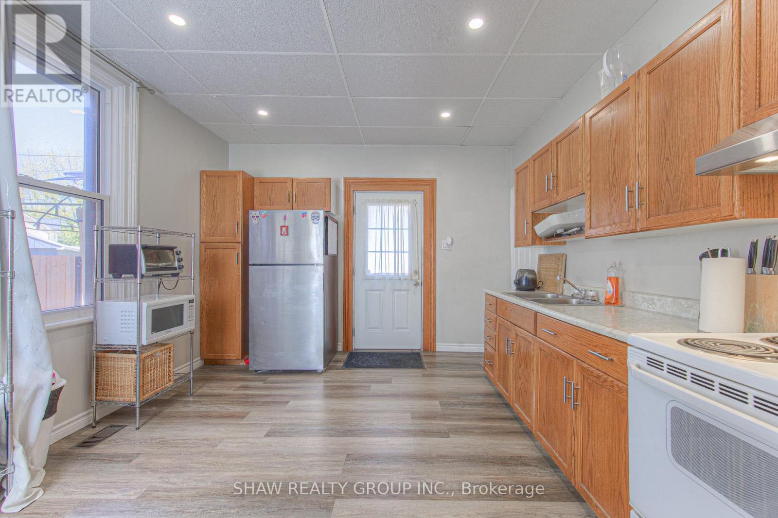 89 Park Avenue, Brantford, Ontario  N3S 5H4 - Photo 12 - X12144179