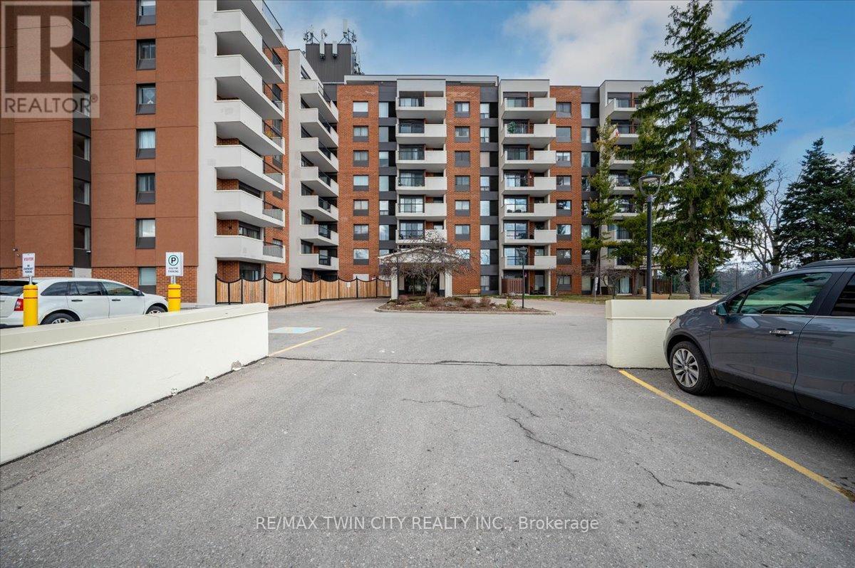 809 - 260 Sheldon Avenue N, Kitchener, Ontario  N2H 6P2 - Photo 34 - X12144182