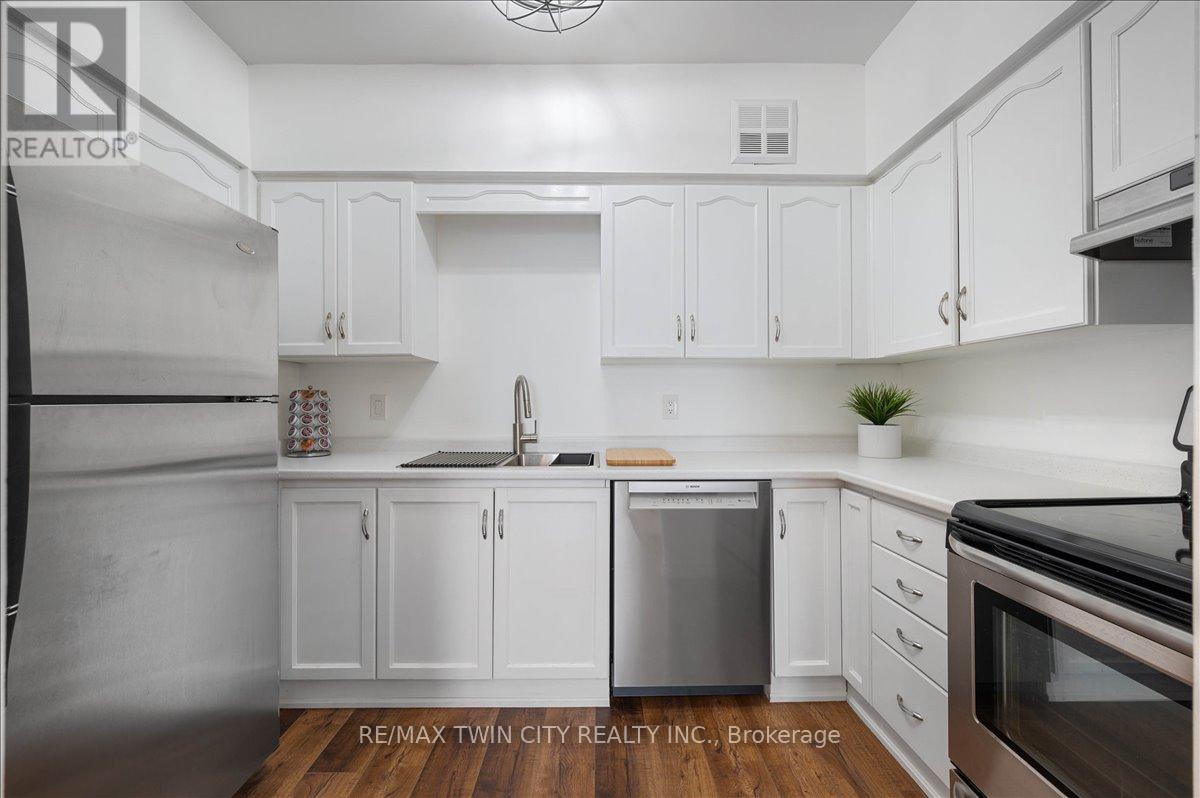 809 - 260 Sheldon Avenue N, Kitchener, Ontario  N2H 6P2 - Photo 6 - X12144182