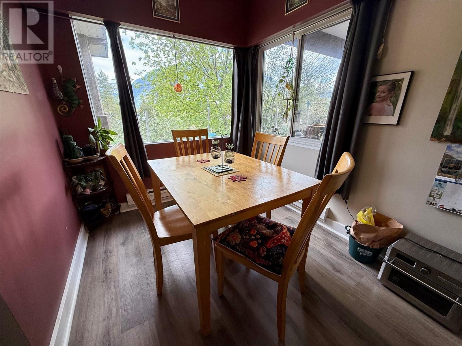 714 12th Street, Castlegar, British Columbia  V1N 2K3 - Photo 13 - 10345593