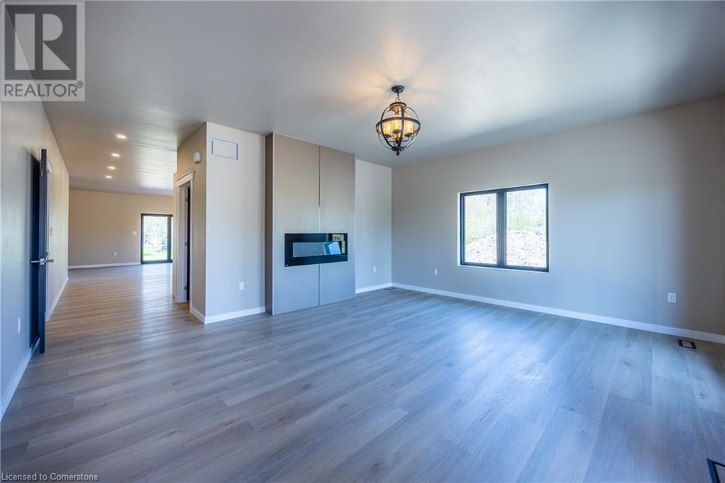 Property at 5 SCOTT Drive image 3