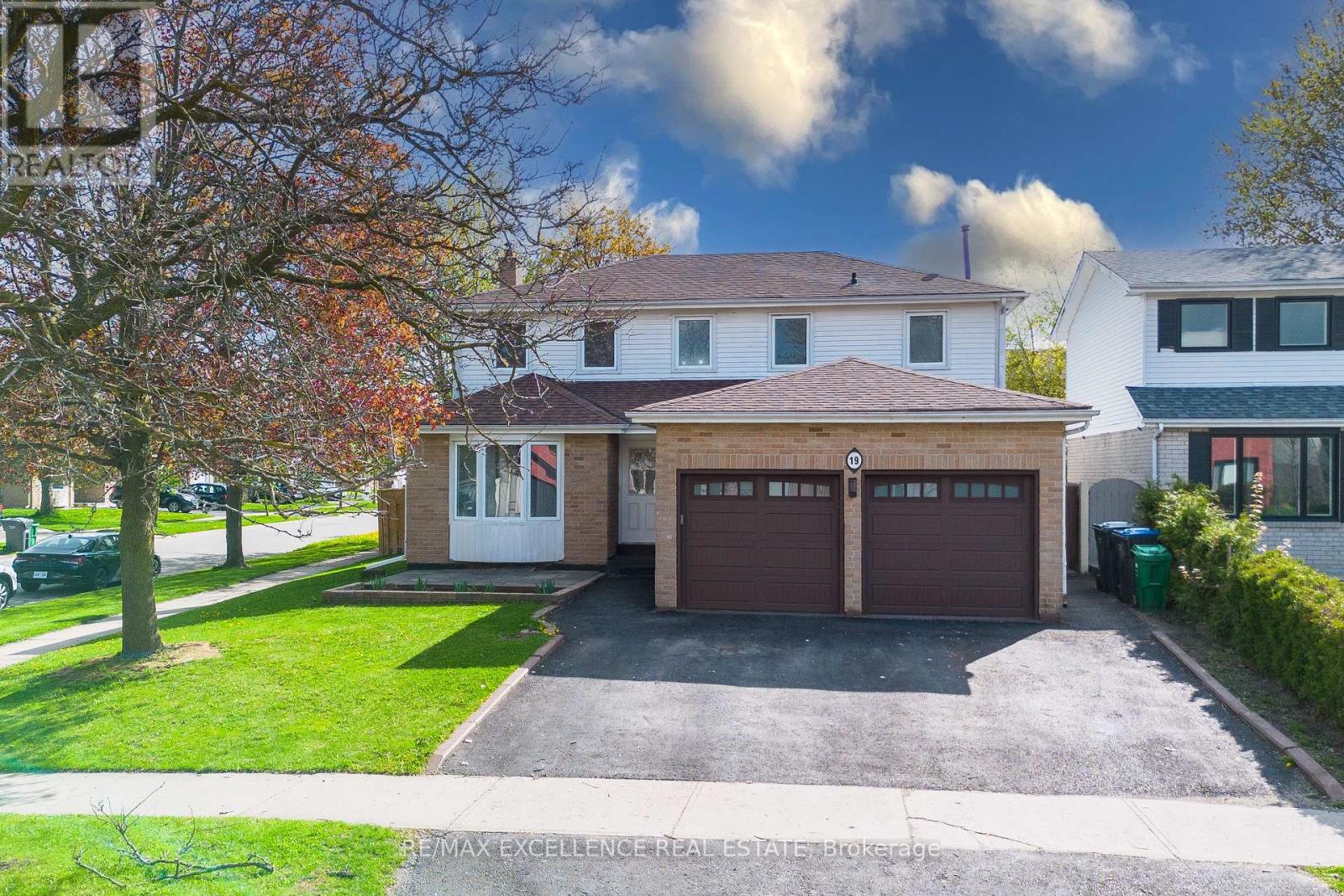 Property at 19 MIKADO CRESCENT image 1
