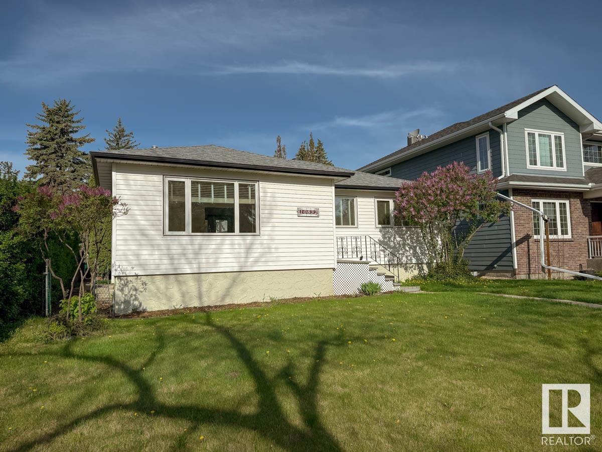 10832 130 St Nw, Edmonton, Alberta  T5M 0X5 - Photo 2 - E4433771