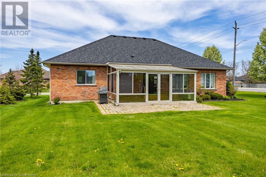 Property at 44 FOREST WOOD Drive image 5