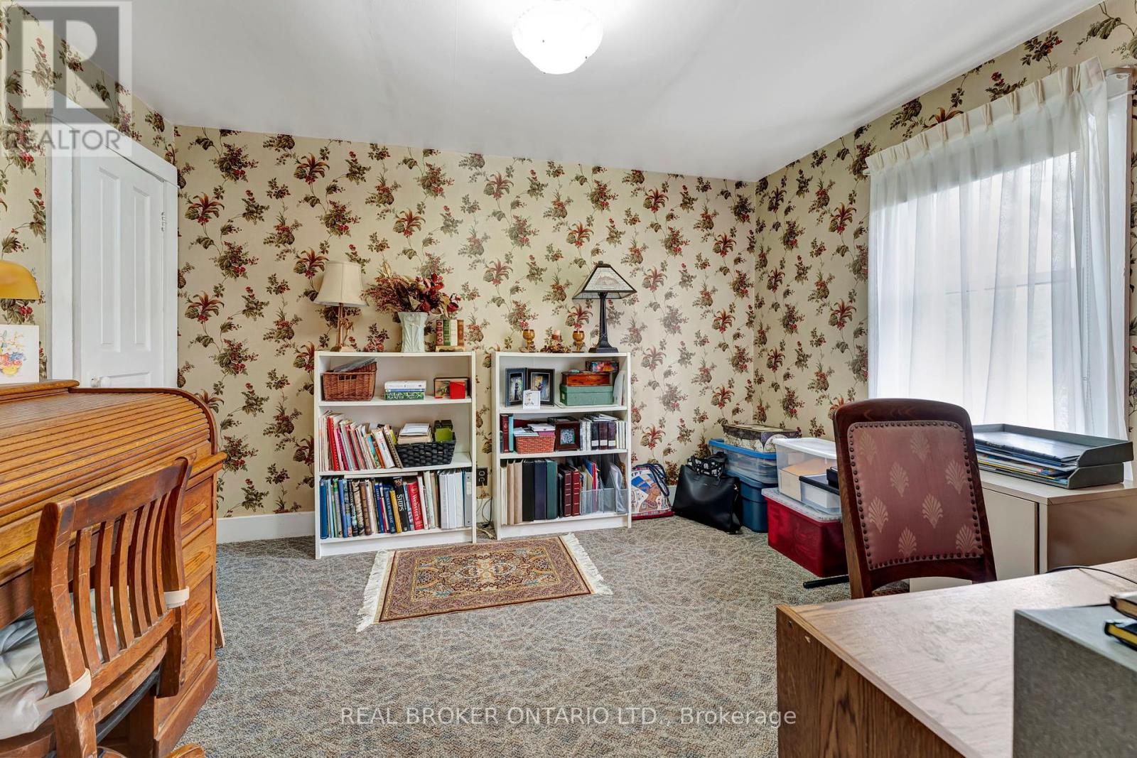 1077 La Plante Road, Tillsonburg, Ontario  N4G 4G9 - Photo 11 - X12116633