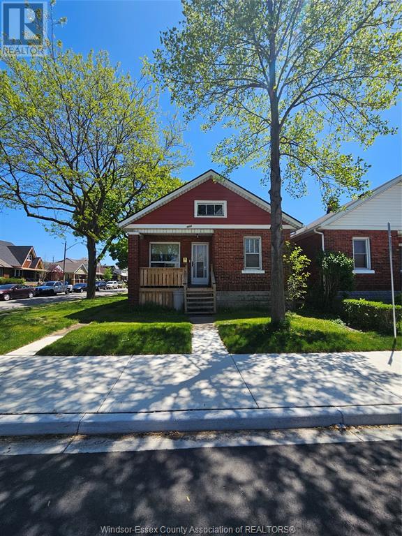Property at 1093 ELLIS STREET East image 4