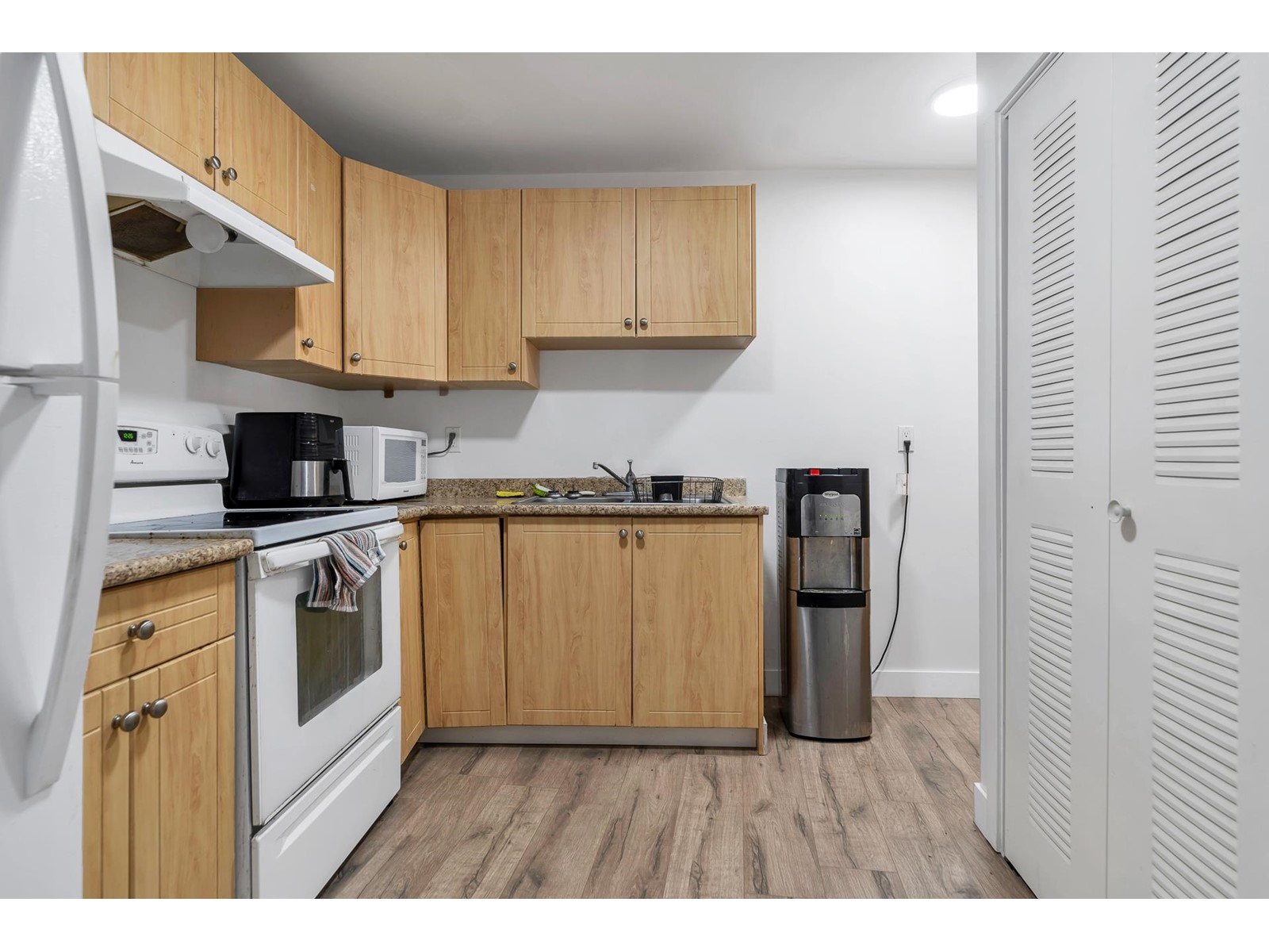 32670 Avalon Crescent, Abbotsford, British Columbia  V2T 3S6 - Photo 10 - R3001221