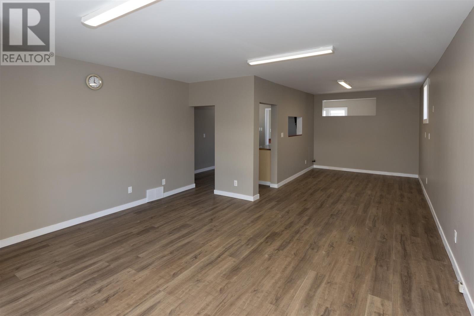 401 May St N, Thunder Bay, Ontario  P7C 3R4 - Photo 5 - TB251135