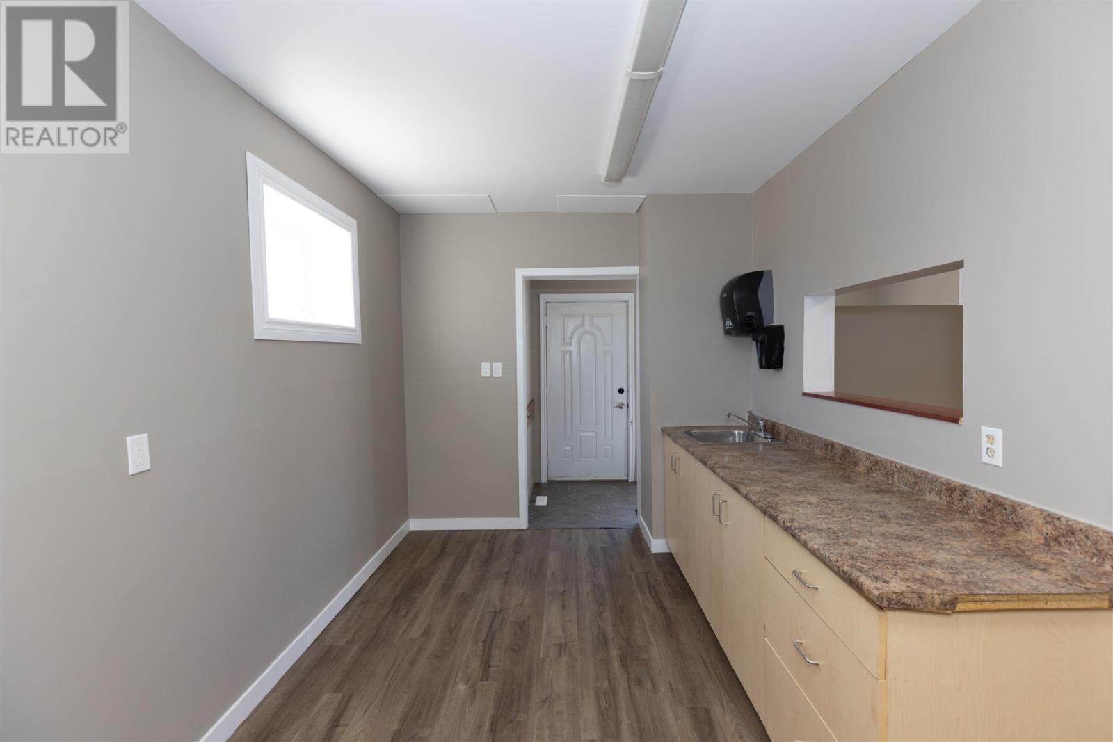 401 May St N, Thunder Bay, Ontario  P7C 3R4 - Photo 6 - TB251135