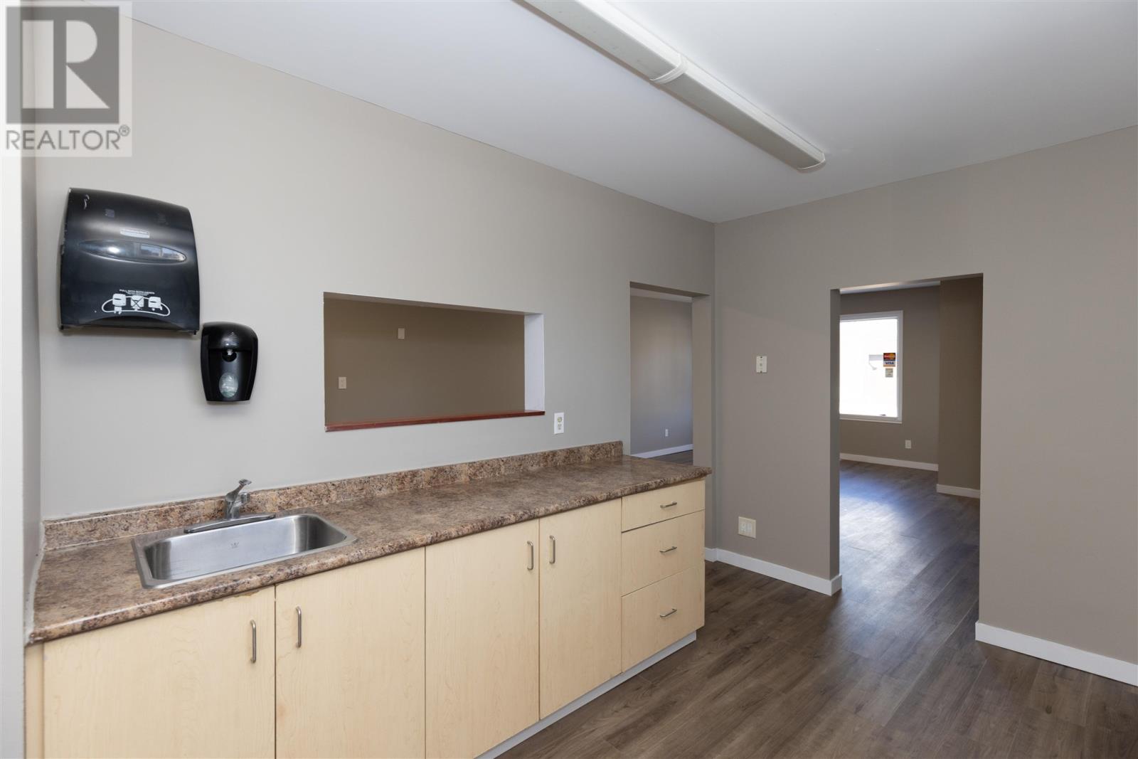 401 May St N, Thunder Bay, Ontario  P7C 3R4 - Photo 8 - TB251135