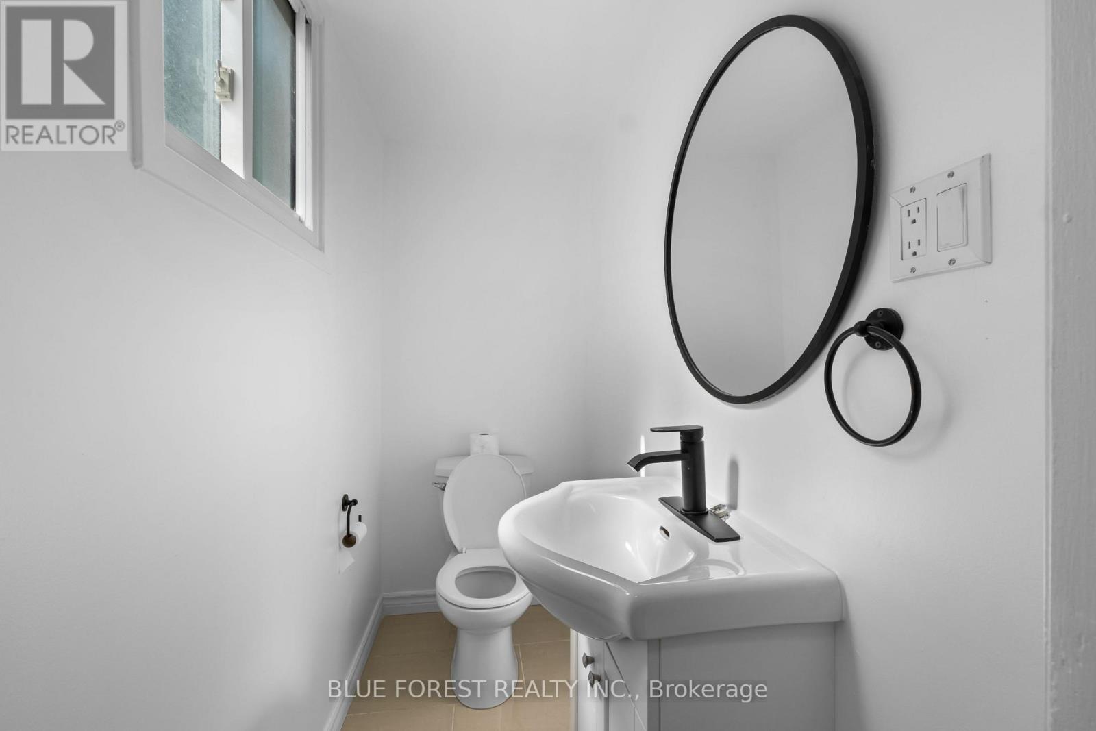 67 Pauline Crescent, London South (South X), Ontario  N6E 2L2 - Photo 10 - X12144373