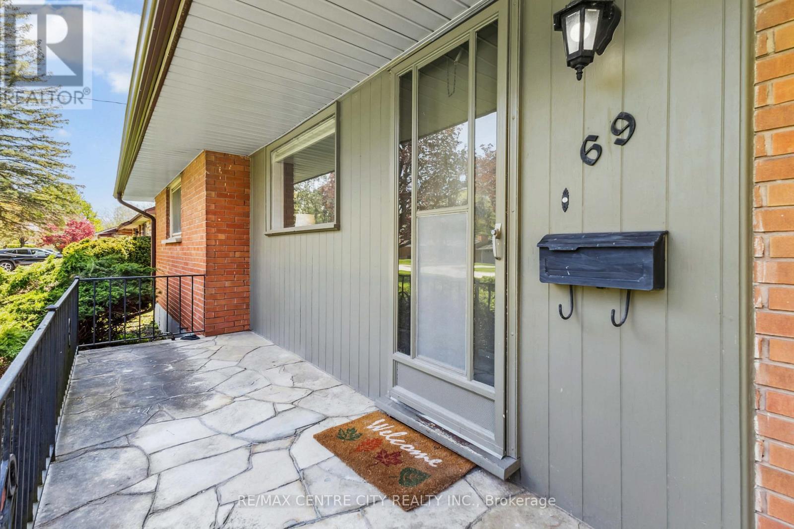 69 Daleview Crescent, London North (North G), Ontario  N5X 1H2 - Photo 6 - X12144428