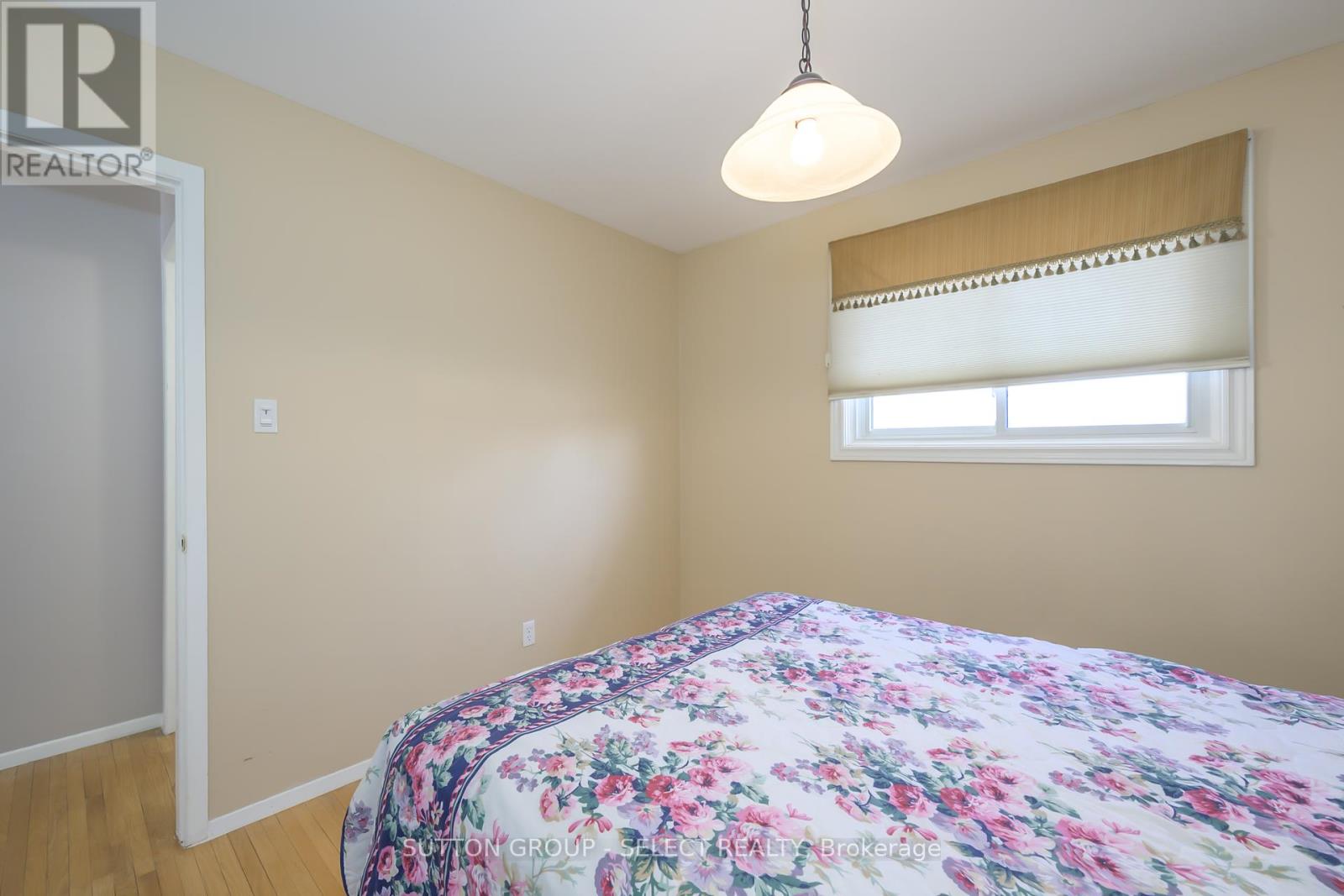 Photo 13 of 28 for 1178 Jalna Boulevard