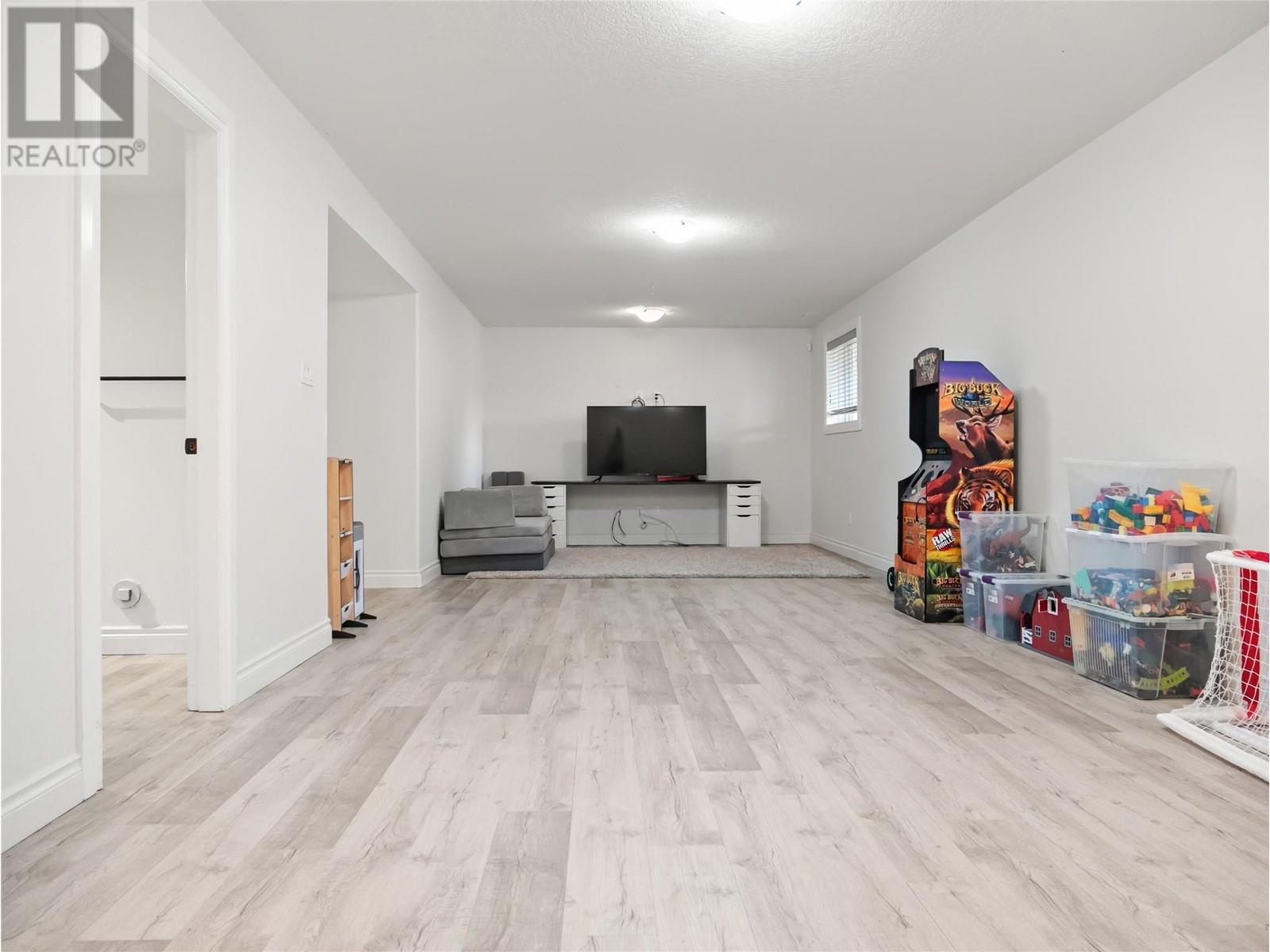 5306 49 Street, Pouce Coupe, British Columbia  V0C 2C0 - Photo 31 - 10347566