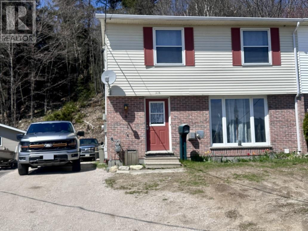Property at 57A London CRES image 1