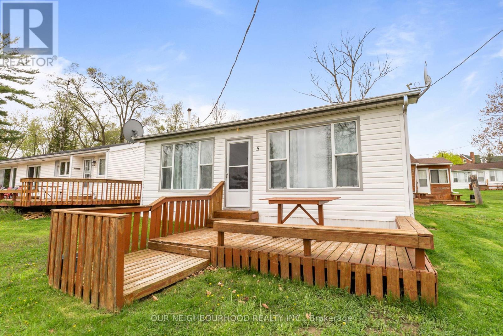 10 Richardson Road, Prince Edward County, Ontario  K0K 2T0 - Photo 25 - X12144380